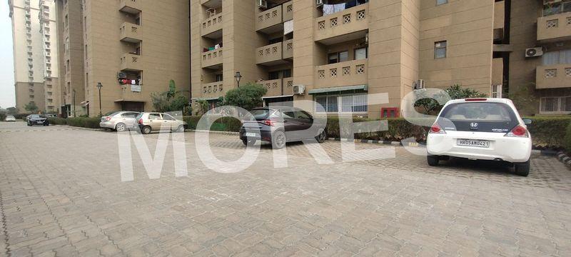 Eros SAMPOORNAM Amenities